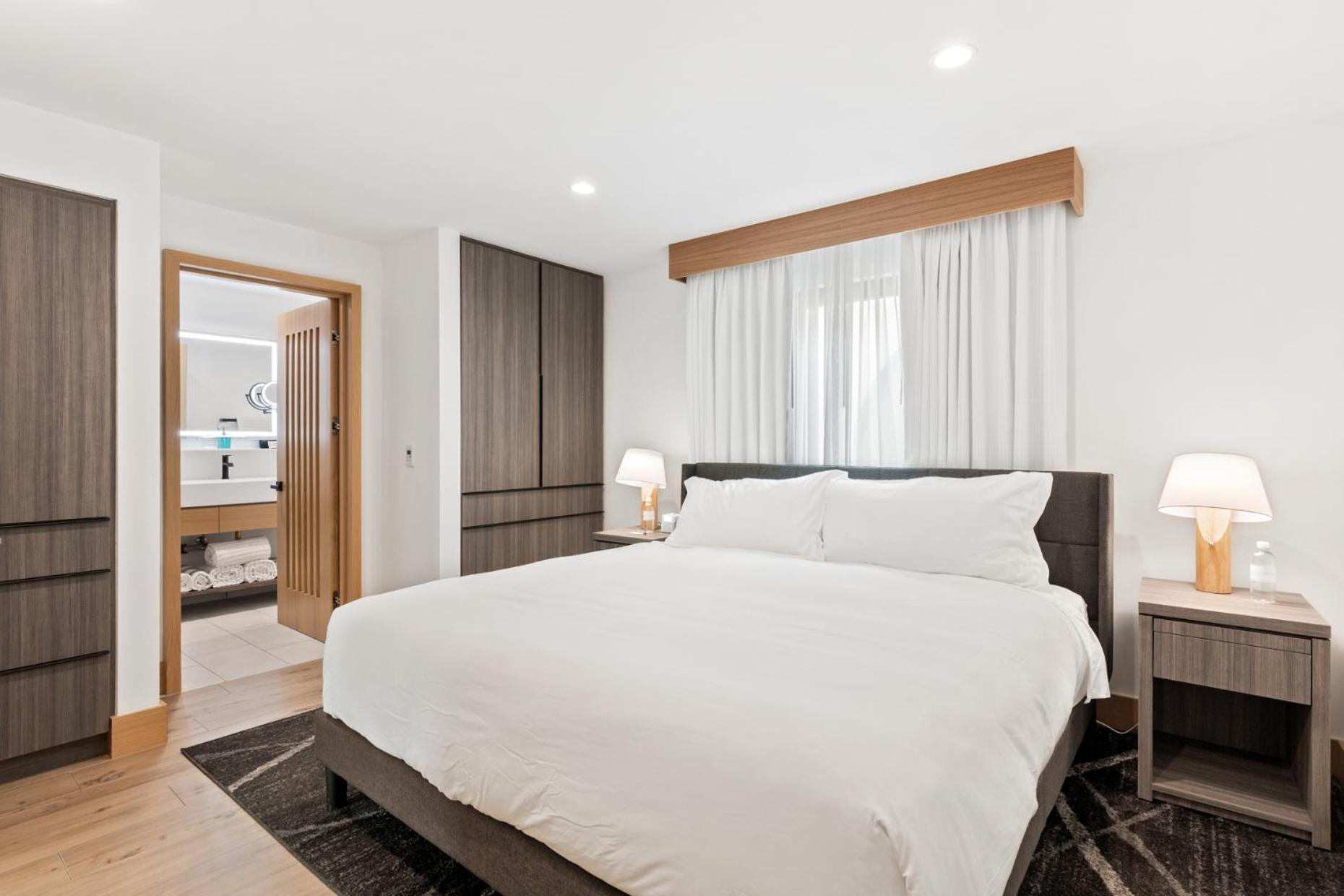 Malibu Sand Carbon Beach Suites Esterno foto